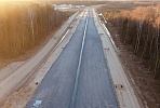 80万立方米的土壤被铺设在莫斯科郊外的莫斯科环形公路高速公辅路